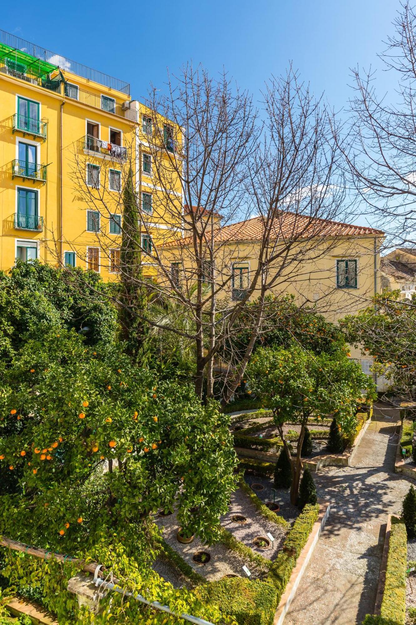 Starhost - Minerva Suite Salerno Dış mekan fotoğraf